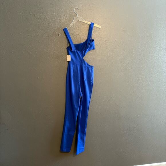 Revolve Superdown NWT Leslie Cut Out Jumpsuit Size XS - Picture 3 of 6
